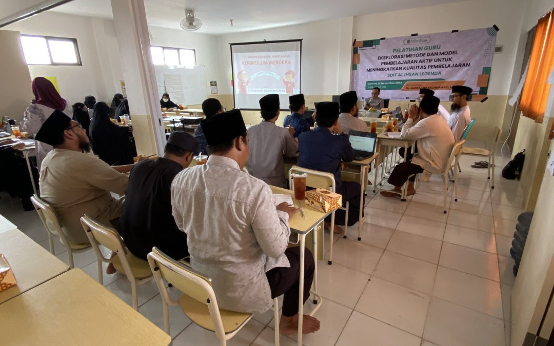Pelatihan Guru SDIT Al Ihsan Legenda: Eksplorasi Metode dan Model Pembelajaran yang Berpusat pada Murid untuk Meningkatkan Kualitas Pendidikan