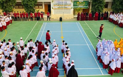 Apel Senin Pagi Pertama Tahun Ajaran 2025/2026: Menumbuhkan Semangat dan Disiplin Sejak Awal Tahun