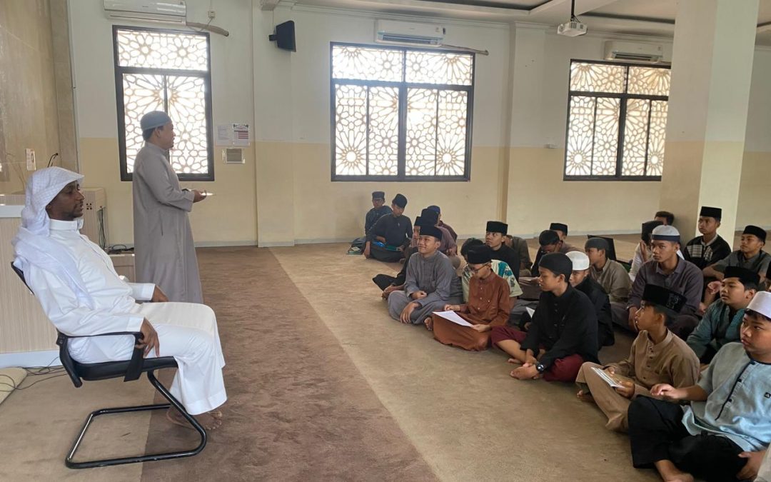 Penyerahan Sertifikat Matan Tuhfatul Athfal Santri SMPIT Al Ihsan Legenda Boarding